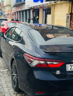 تۆیۆتا کامری